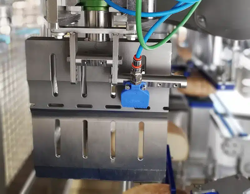 découpe ultrason agroalimentaire haute cadence avec cette diviseuse automatique Ixapack
