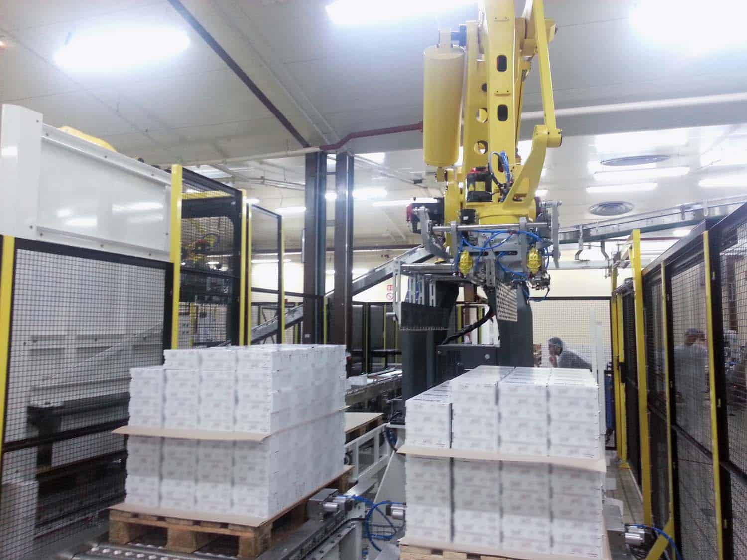 Ligne industrielle avec machine emballage chocolat automatisée